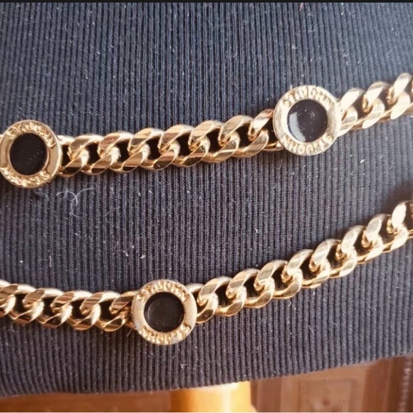 ST. JOHN GOLD & BLACK ENAMEL MEDALLION MONOGRAM CHAIN BELT - Picture 9 of 10